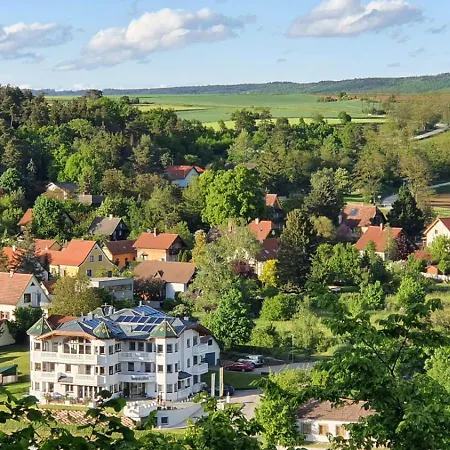 Guest house Kamptalschlossl 3*