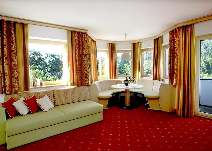 בית הארחה Kamptalschloessl 3*